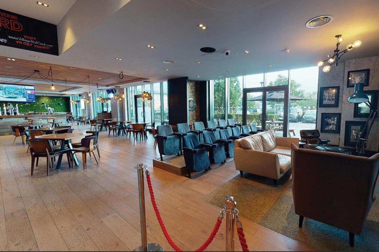 Village Hotel Solihull Exterior photo